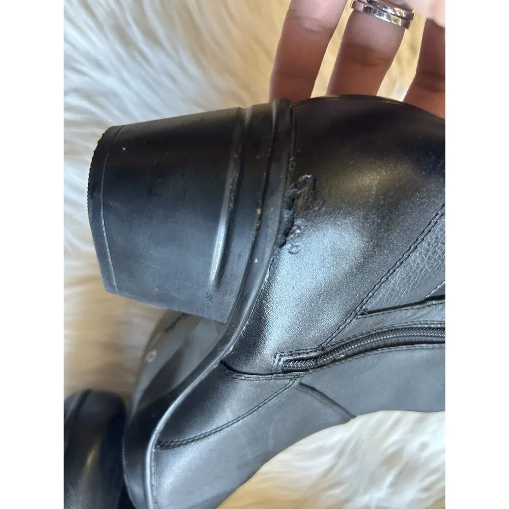 Clarks women size